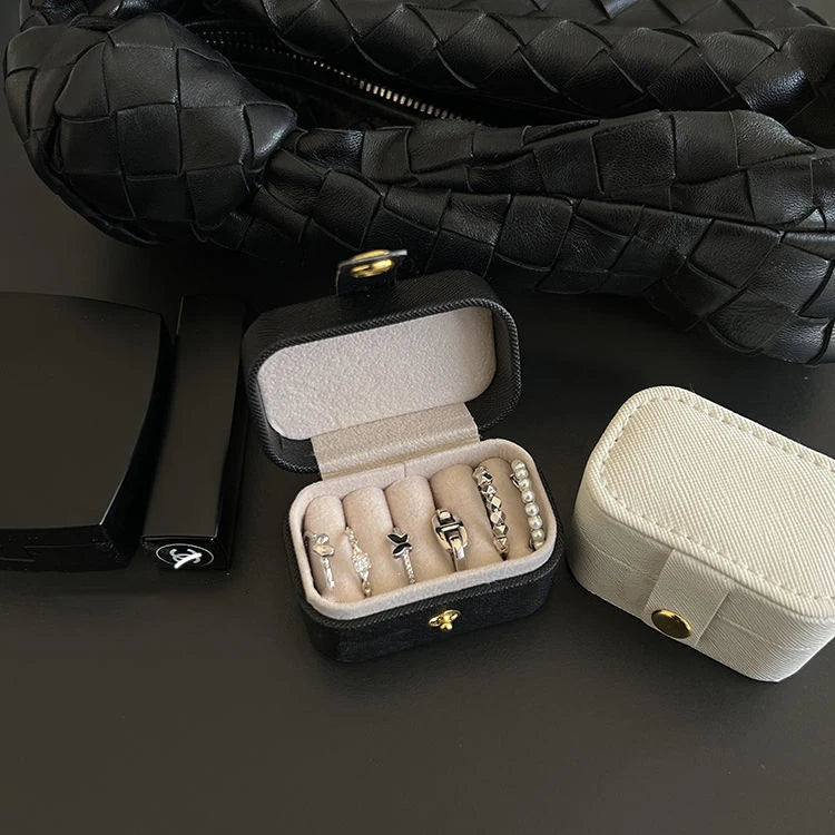 CompactGem Travel Jewelry Box